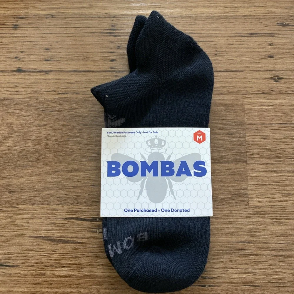 Bombas Crew Calf Socks Adult Medium Black Honeycomb Arch Support